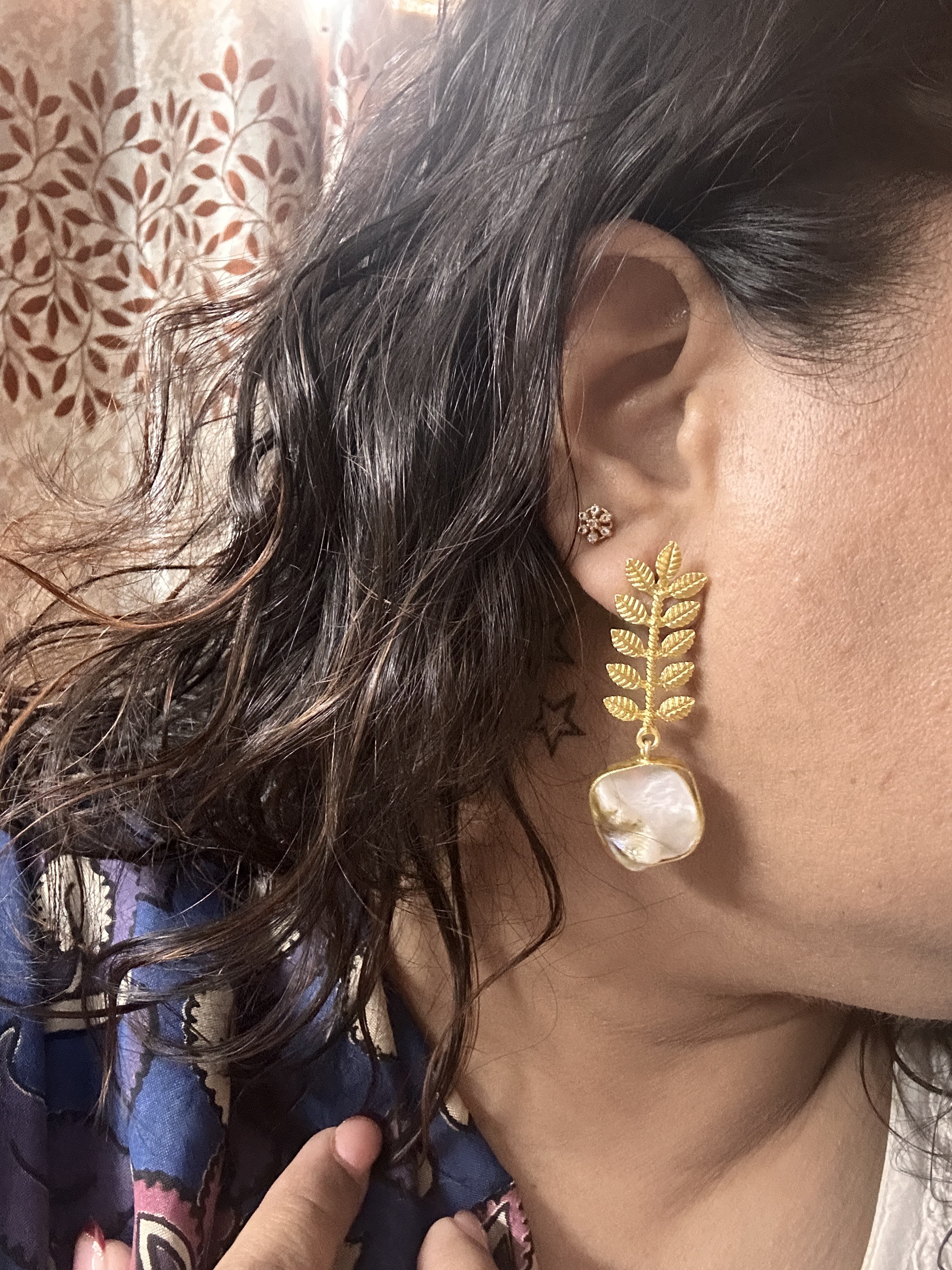 Gilded Pearl Earrings - Image 3